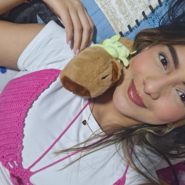 Gabriela Gomez usa macrofy ai